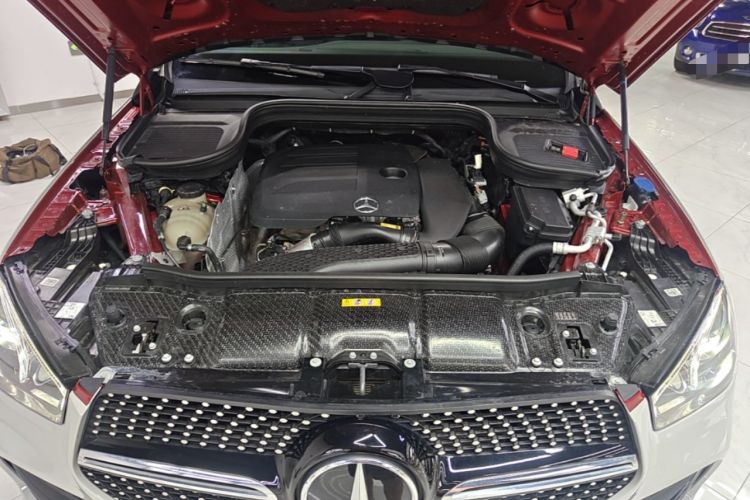 Used Mercedes-Benz GLE Coupe 2020 GLE 350 4MATIC Coupe SUV Luxury Model Engine Bay