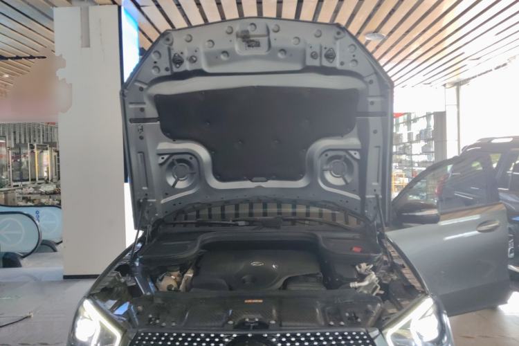 Used Mercedes-Benz GLE Coupe 2020 GLE 450 4MATIC Coupe SUV Luxury Model Engine Bay