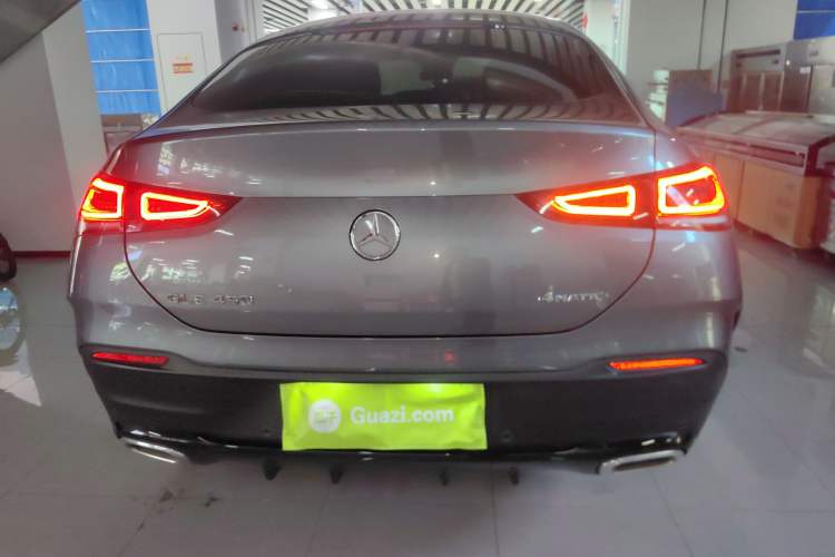 Used Mercedes-Benz GLE Coupe 2020 GLE 450 4MATIC Coupe SUV Luxury Model Exterior 4