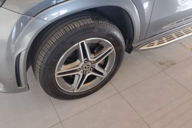 Used Mercedes-Benz GLE Coupe 2020 GLE 450 4MATIC Coupe SUV Luxury Model Left Front Wheel Hub