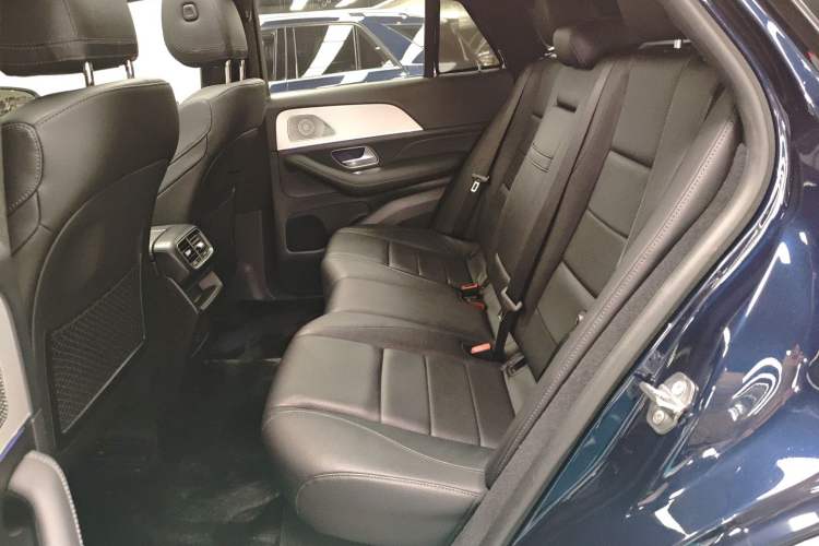 Used Mercedes-Benz GLE Coupe 2020 GLE 350 4MATIC Coupe SUV Fashion Model Left Rear Seat