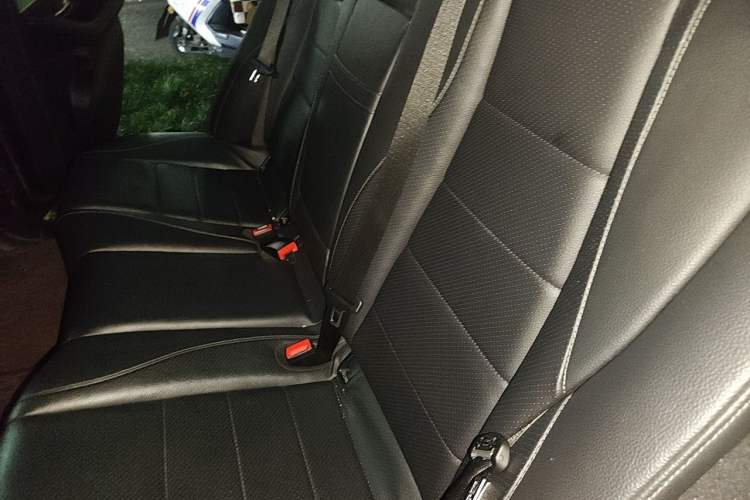 Used Mercedes-Benz GLE Coupe 2020 GLE 350 4MATIC Coupe SUV Fashion Model Left Rear Seat