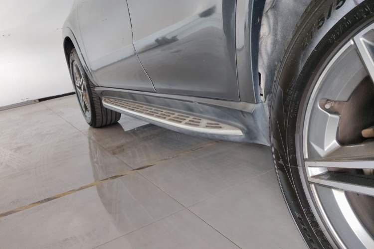 Used Mercedes-Benz GLE Coupe 2020 GLE 450 4MATIC Coupe SUV Luxury Model Left Side Sill