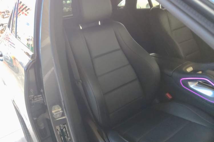 Used Mercedes-Benz GLE Coupe 2020 GLE 450 4MATIC Coupe SUV Luxury Model Right Front Seat
