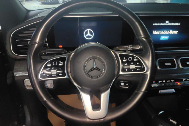 Used Mercedes-Benz GLE Coupe 2020 GLE 450 4MATIC Coupe SUV Luxury Model Steering Wheel
