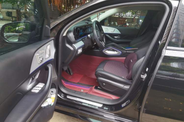 Used Mercedes-Benz GLE Coupe 2020 GLE 450 4MATIC Coupe SUV Fashion Model Driver Seat