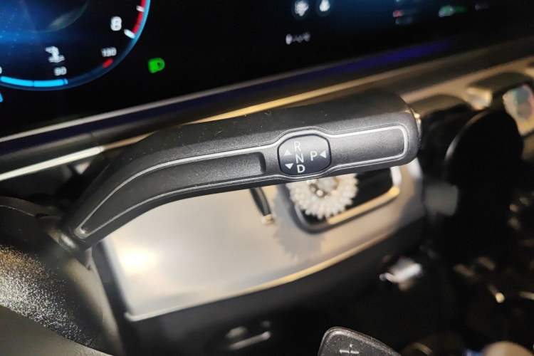 Used Mercedes-Benz GLE Coupe 2020 GLE 350 4MATIC Coupe SUV Luxury Model Gear Lever