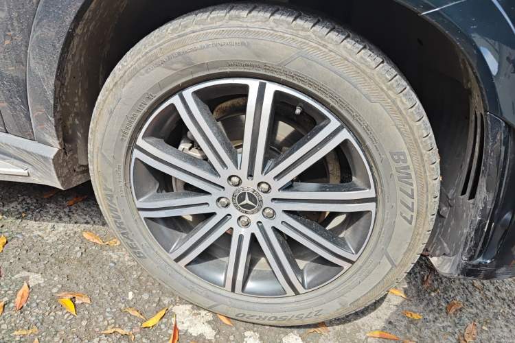 Used Mercedes-Benz GLE Coupe 2020 GLE 350 4MATIC Coupe SUV Luxury Model Right Front Wheel Hub
