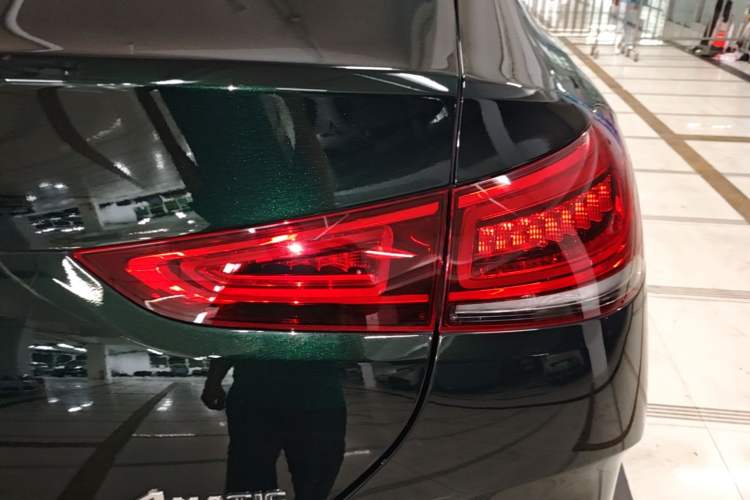 Used Mercedes-Benz GLE Coupe 2020 GLE 350 4MATIC Coupe SUV Luxury Model Right Rear Taillight