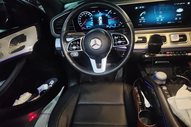 Used Mercedes-Benz GLE Coupe 2020 GLE 350 4MATIC Coupe SUV Luxury Model Steering Wheel