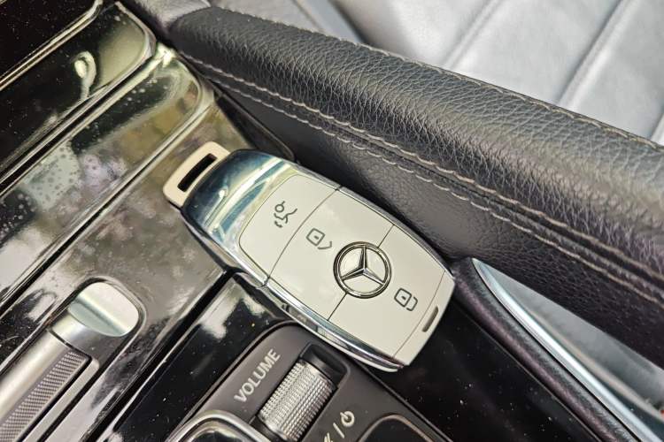 Used Mercedes-Benz GLE Coupe 2020 GLE 350 4MATIC Coupe SUV Luxury Model Vehicle Key