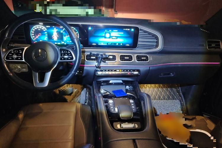Used Mercedes-Benz GLE Coupe 2020 GLE 450 4MATIC Coupe SUV Luxury Model Center Console