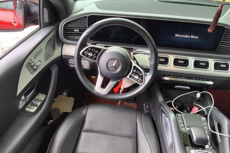 Used Mercedes-Benz GLE Coupe 2020 GLE 350 4MATIC Coupe SUV Luxury Model Steering Wheel