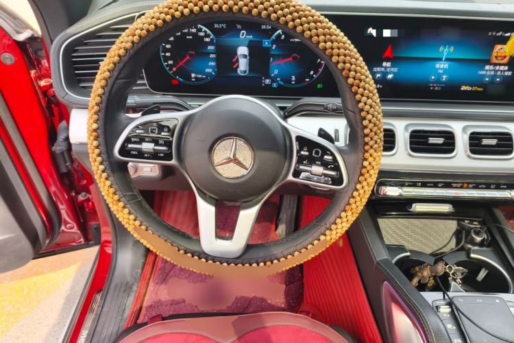 Used Mercedes-Benz GLE Coupe 2020 GLE 350 4MATIC Coupe SUV Luxury Model Steering Wheel