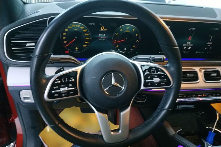 Used Mercedes-Benz GLE Coupe 2020 GLE 350 4MATIC Coupe SUV Luxury Model Steering Wheel