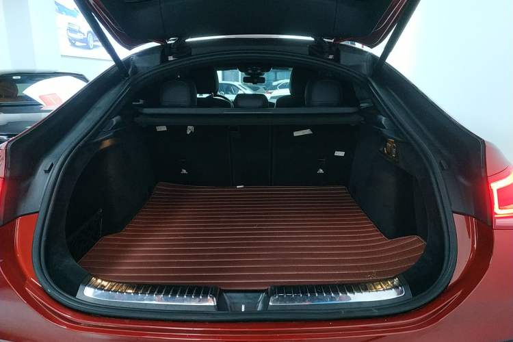 Used Mercedes-Benz GLE Coupe 2020 GLE 350 4MATIC Coupe SUV Luxury Model Trunk