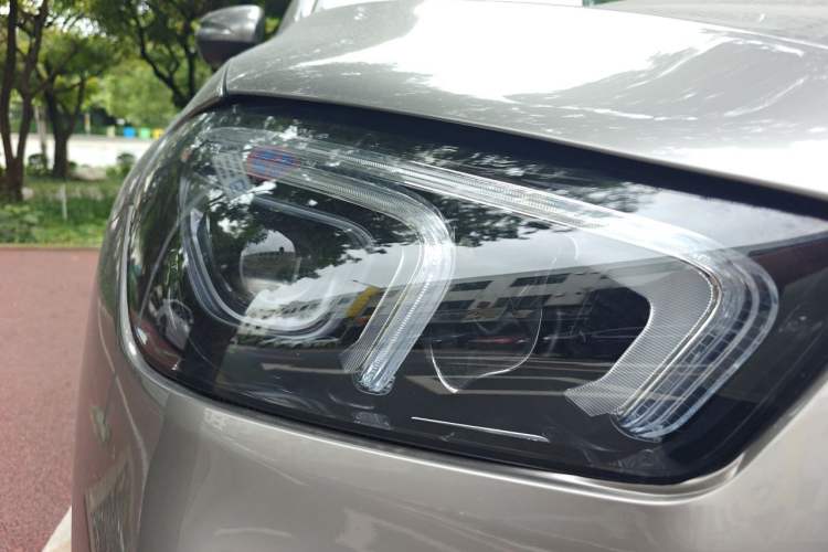 Used Mercedes-Benz GLE Coupe 2020 GLE 450 4MATIC Coupe SUV Luxury Model Right Front Headlight