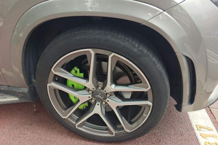 Used Mercedes-Benz GLE Coupe 2020 GLE 450 4MATIC Coupe SUV Luxury Model Right Front Wheel Hub