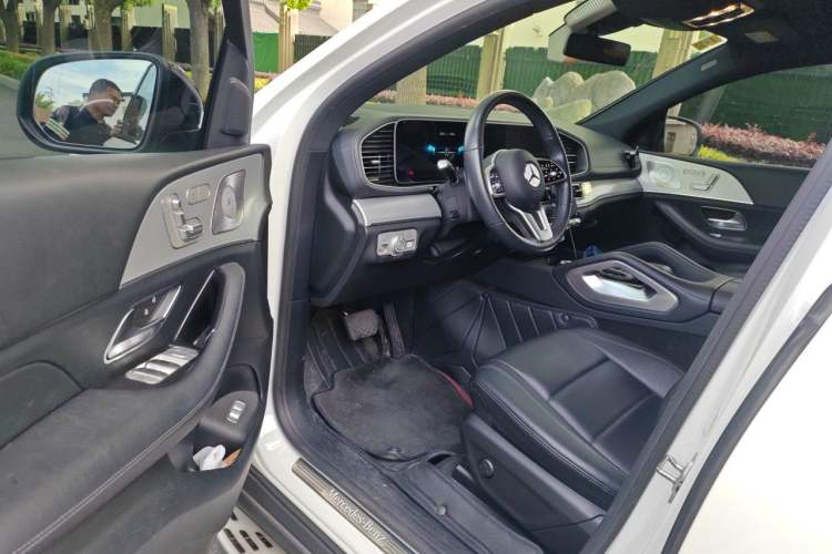 Used Mercedes-Benz GLE Coupe 2020 GLE 350 4MATIC Coupe SUV Luxury Model Driver Seat