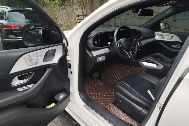 Used Mercedes-Benz GLE Coupe 2020 GLE 350 4MATIC Coupe SUV Luxury Model Driver Seat
