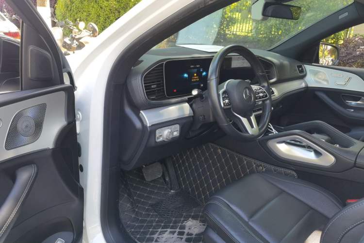 Used Mercedes-Benz GLE Coupe 2020 GLE 350 4MATIC Coupe SUV Luxury Model Driver Seat