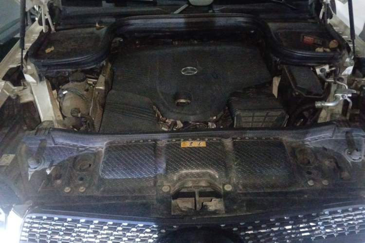 Used Mercedes-Benz GLE Coupe 2020 GLE 450 4MATIC Coupe SUV Fashion Model Engine Bay