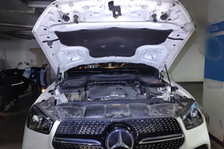 Used Mercedes-Benz GLE Coupe 2020 GLE 350 4MATIC Coupe SUV Luxury Model Engine Bay
