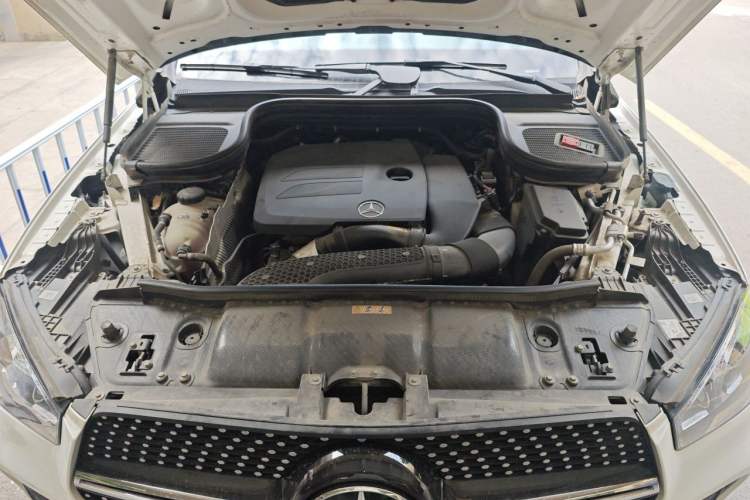 Used Mercedes-Benz GLE Coupe 2020 GLE 350 4MATIC Coupe SUV Luxury Model Engine Bay