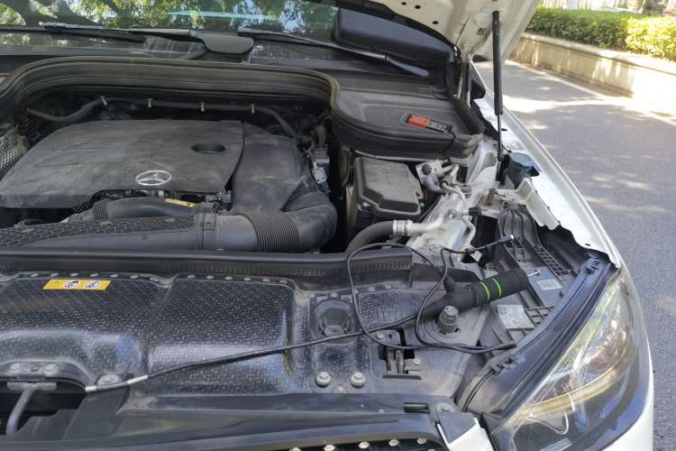 Used Mercedes-Benz GLE Coupe 2020 GLE 350 4MATIC Coupe SUV Luxury Model Engine Bay Left