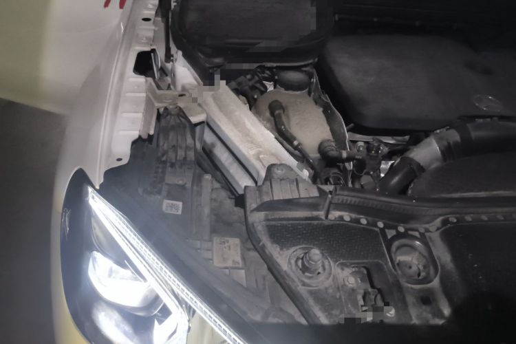 Used Mercedes-Benz GLE Coupe 2020 GLE 350 4MATIC Coupe SUV Luxury Model Engine Bay Right