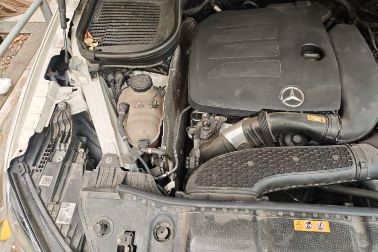 Used Mercedes-Benz GLE Coupe 2020 GLE 350 4MATIC Coupe SUV Luxury Model Engine Bay Right