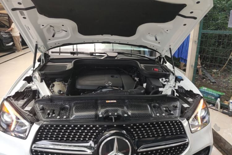 Used Mercedes-Benz GLE Coupe 2020 GLE 350 4MATIC Coupe SUV Luxury Model Engine Bay