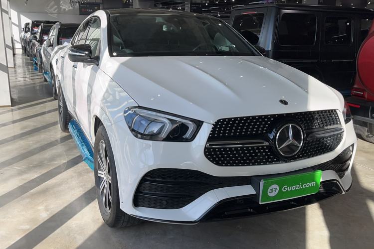 Used Mercedes-Benz GLE Coupe 2020 GLE 350 4MATIC Coupe SUV Luxury Model Exterior 2