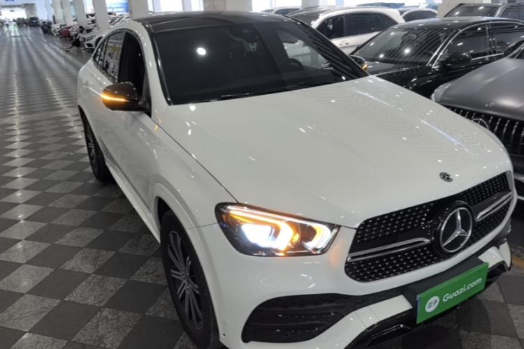 Used Mercedes-Benz GLE Coupe 2020 GLE 350 4MATIC Coupe SUV Luxury Model Exterior 2