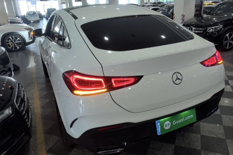 Used Mercedes-Benz GLE Coupe 2020 GLE 350 4MATIC Coupe SUV Luxury Model Exterior 3
