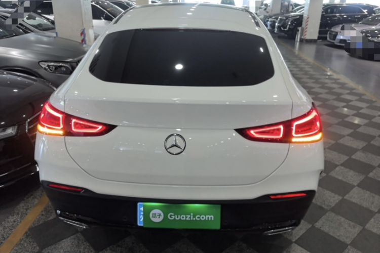 Used Mercedes-Benz GLE Coupe 2020 GLE 350 4MATIC Coupe SUV Luxury Model Exterior 4