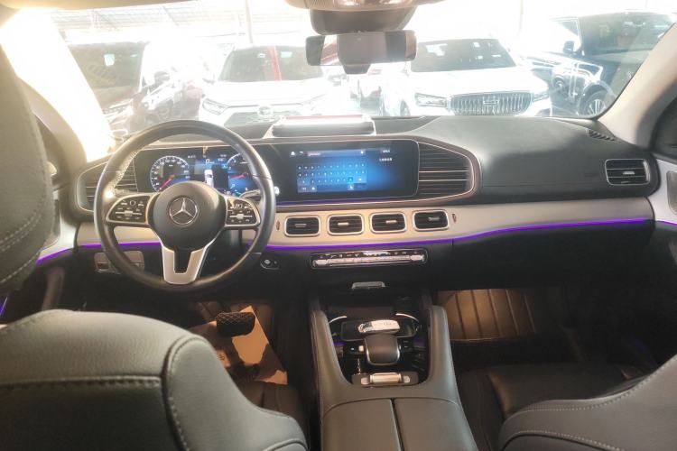 Used Mercedes-Benz GLE Coupe 2020 GLE 350 4MATIC Coupe SUV Fashion Model Interior 2