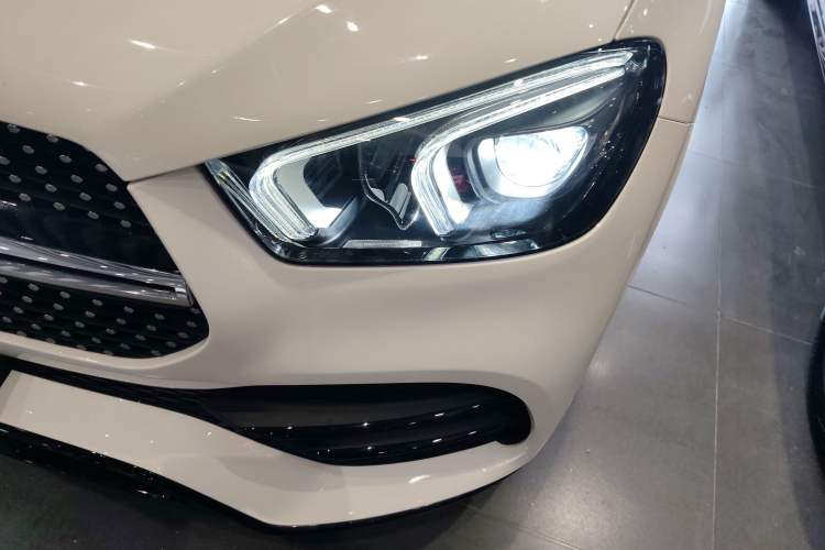 Used Mercedes-Benz GLE Coupe 2020 GLE 350 4MATIC Coupe SUV Luxury Model Left Front Headlight