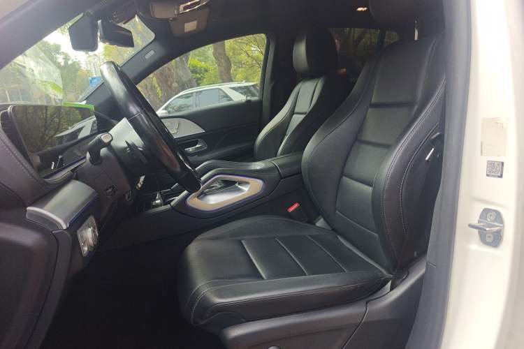 Used Mercedes-Benz GLE Coupe 2020 GLE 450 4MATIC Coupe SUV Fashion Model Left Front Seat