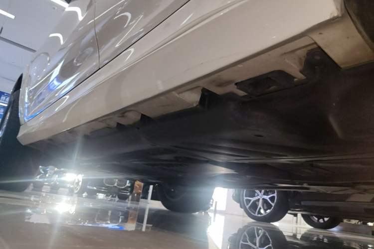 Used Mercedes-Benz GLE Coupe 2020 GLE 450 4MATIC Coupe SUV Fashion Model Left Side Sill