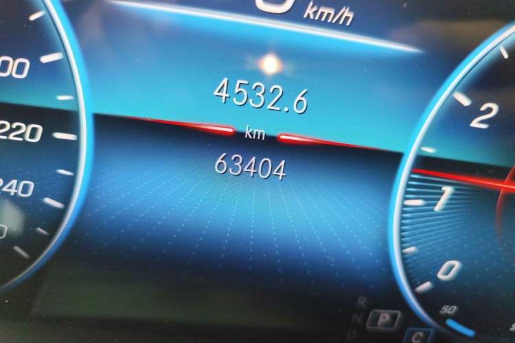 Used Mercedes-Benz GLE Coupe 2020 GLE 350 4MATIC Coupe SUV Luxury Model Odometer Close Up