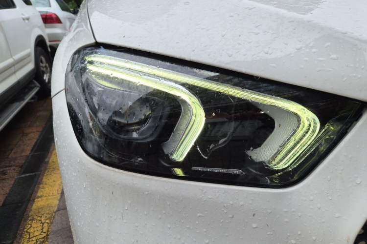 Used Mercedes-Benz GLE Coupe 2020 GLE 450 4MATIC Coupe SUV Fashion Model Right Front Headlight
