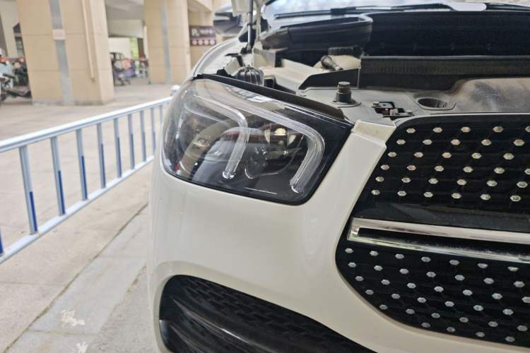 Used Mercedes-Benz GLE Coupe 2020 GLE 350 4MATIC Coupe SUV Luxury Model Right Front Headlight