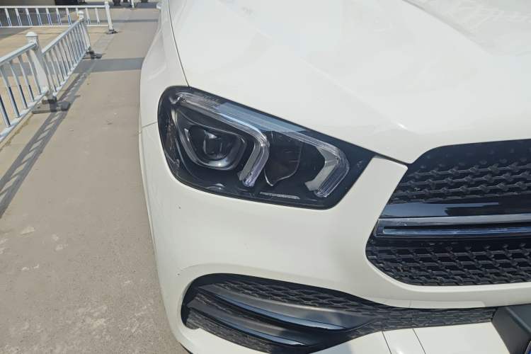 Used Mercedes-Benz GLE Coupe 2020 GLE 350 4MATIC Coupe SUV Luxury Model Right Front Headlight