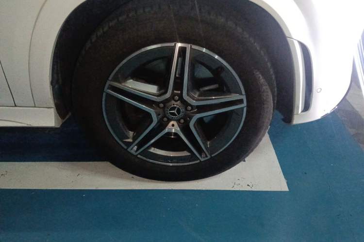 Used Mercedes-Benz GLE Coupe 2020 GLE 450 4MATIC Coupe SUV Fashion Model Right Front Wheel Hub