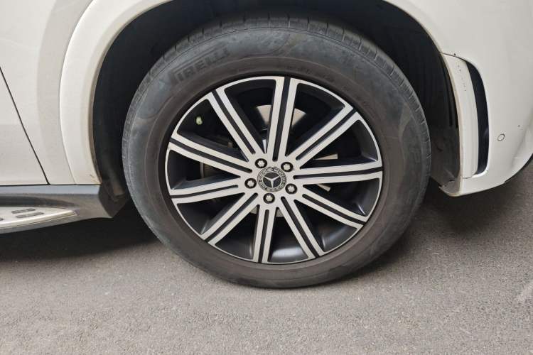 Used Mercedes-Benz GLE Coupe 2020 GLE 350 4MATIC Coupe SUV Luxury Model Right Front Wheel Hub