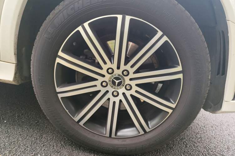 Used Mercedes-Benz GLE Coupe 2020 GLE 350 4MATIC Coupe SUV Luxury Model Right Front Wheel Hub