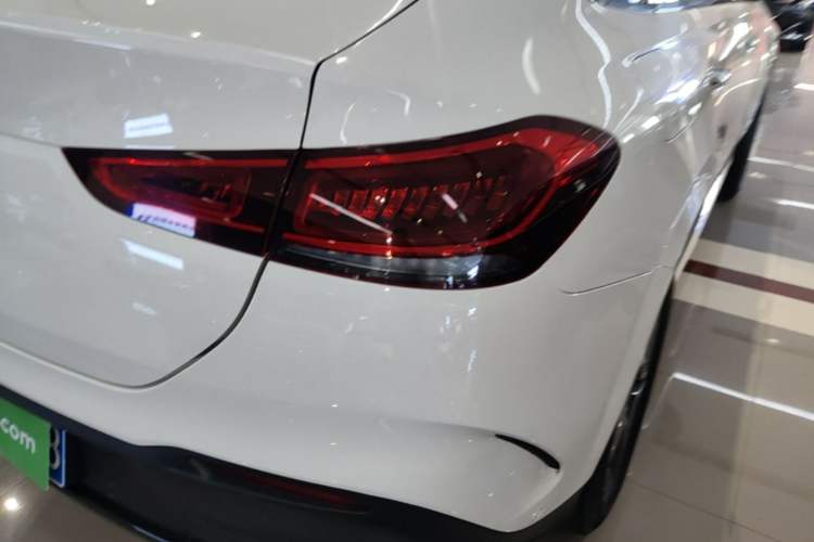 Used Mercedes-Benz GLE Coupe 2020 GLE 450 4MATIC Coupe SUV Fashion Model Right Rear Taillight