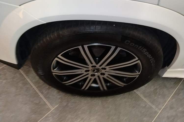 Used Mercedes-Benz GLE Coupe 2020 GLE 350 4MATIC Coupe SUV Luxury Model Right Rear Wheel Hub