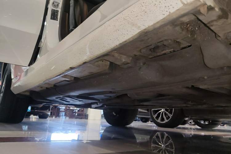 Used Mercedes-Benz GLE Coupe 2020 GLE 450 4MATIC Coupe SUV Fashion Model Right Side Sill